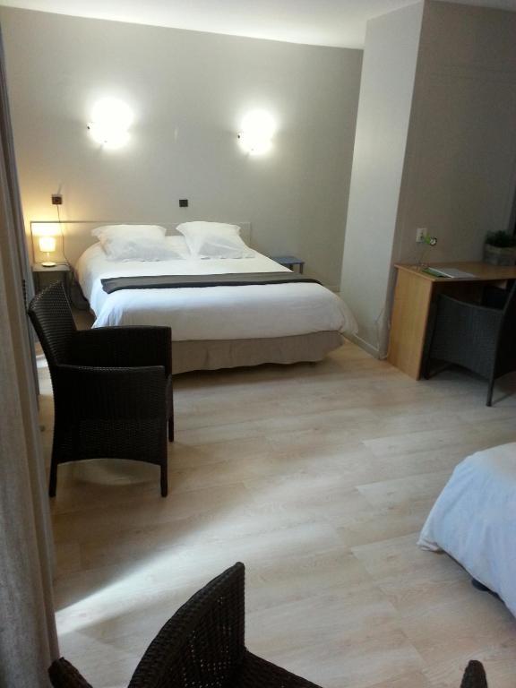 Hotel Du Lion D'Or Marmande Bilik gambar